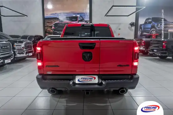 RAM-1500-5.7 V8 GASOLINA REBEL CD 4X4 AUTOMÁTICO RAM-1500-2024
