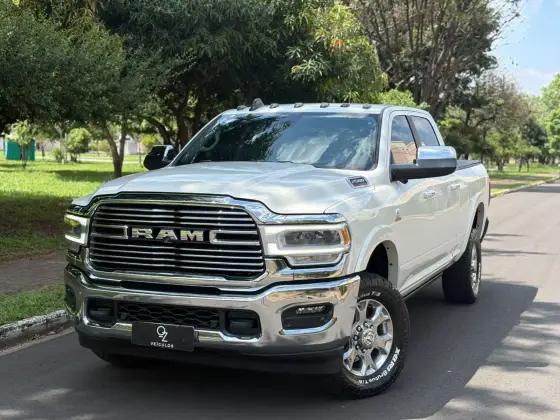 RAM 2500 6.7 I6 TURBO DIESEL LARAMIE QUARTO DE MILHA CD 4X4 AUTOMÁTICO