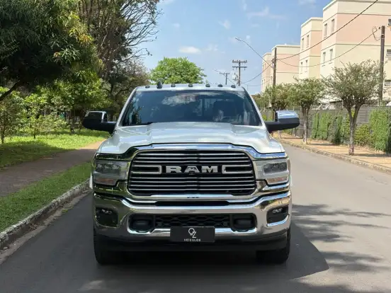 RAM-2500-6.7 I6 TURBO DIESEL LARAMIE QUARTO DE MILHA CD 4X4 AUTOMÁTICO RAM-2500-2021