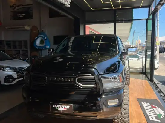 RAM-2500-6.7 LARAMIE 4X4 CD I6 TURBO DIESEL 4P AUTOMÁTICO RAM-2500-2012