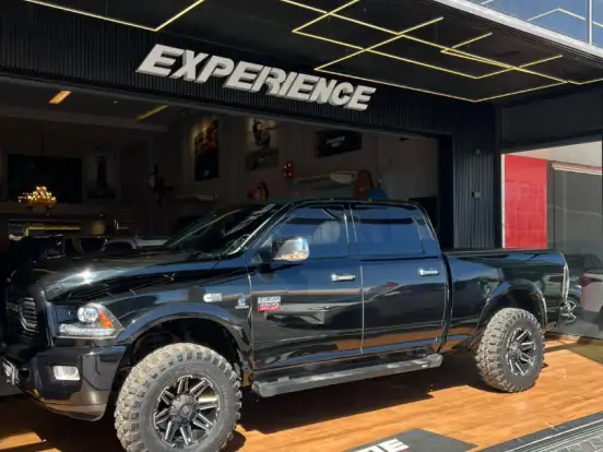RAM-2500-6.7 LARAMIE 4X4 CD I6 TURBO DIESEL 4P AUTOMÁTICO RAM-2500-2012