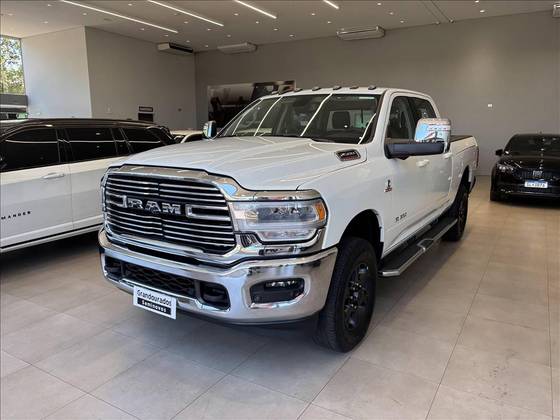 RAM 2500 6.7 I6 TURBO DIESEL LARAMIE CD 4X4 AUTOMÁTICO