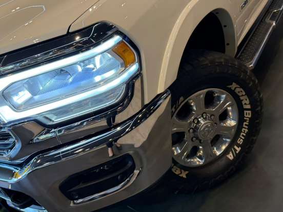 RAM-2500-6.7 I6 TURBO DIESEL LARAMIE CD 4X4 AUTOMÁTICO RAM-2500-2021
