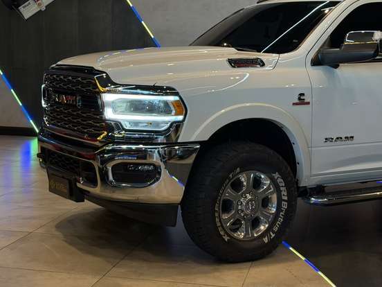 RAM-2500-6.7 I6 TURBO DIESEL LARAMIE CD 4X4 AUTOMÁTICO RAM-2500-2021