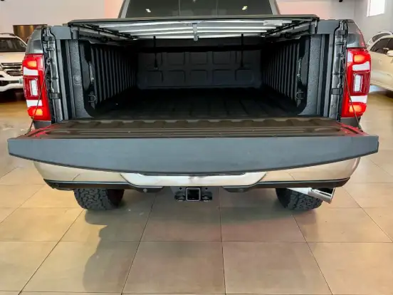 RAM-3500-6.7 I6 TURBO DIESEL LIMITED LONGHORN CD 4X4 AUTOMÁTICO RAM-3500-2022