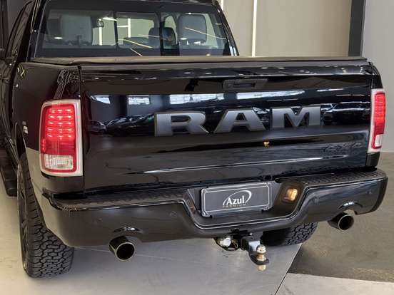 RAM-CLASSIC-5.7 V8 GASOLINA LARAMIE CD 4X4 AUTOMÁTICO RAM-CLASSIC-2022