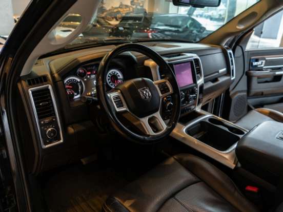 RAM-CLASSIC-5.7 V8 GASOLINA LARAMIE CD 4X4 AUTOMÁTICO RAM-CLASSIC-2022