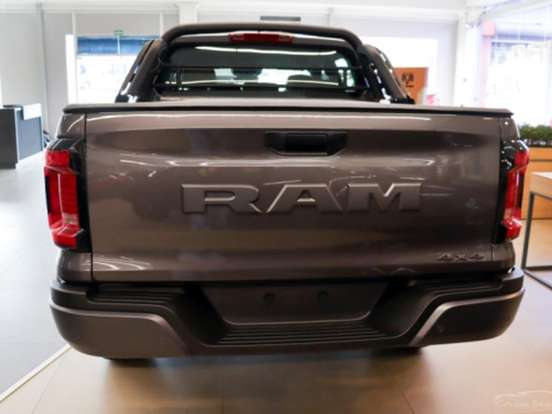 RAM-DAKOTA-2.2 TURBO DIESEL LARAMIE NIGHT EDITION 4X4 AUTOMÁTICO RAM-DAKOTA-2026