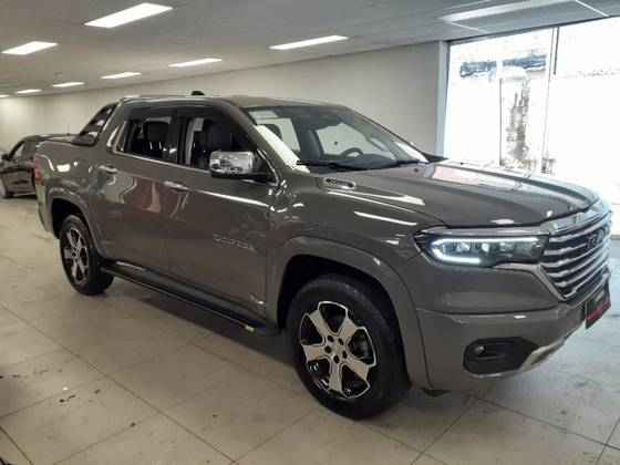 RAM RAMPAGE 2.0 TURBO DIESEL LARAMIE 4X4 AUTOMÁTICO