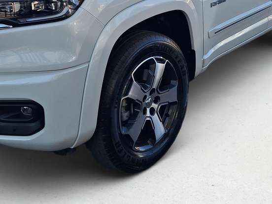 RAM-RAMPAGE-2.2 TURBO DIESEL LARAMIE 4X4 AUTOMÁTICO RAM-RAMPAGE-2025