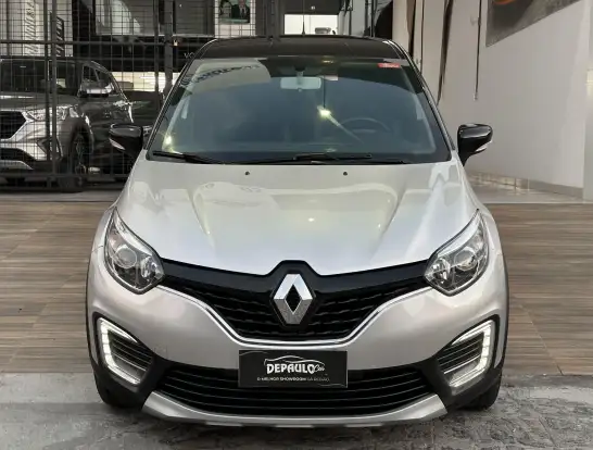 RENAULT-CAPTUR-2017