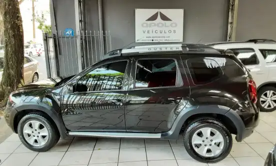 RENAULT-DUSTER-2015