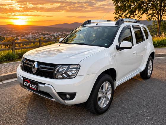 RENAULT DUSTER 2.0 DYNAMIQUE 4X2 16V FLEX 4P AUTOMÁTICO