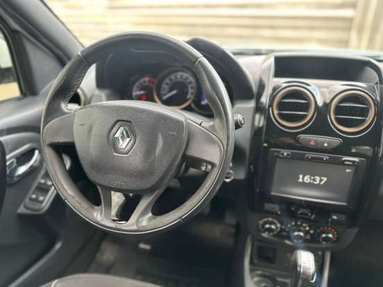 RENAULT-DUSTER-2016