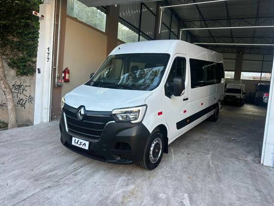 RENAULT MASTER 2.3 DCI DIESEL MINIBUS EXECUTIVE 16L L3H2 3P MANUAL