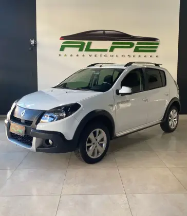 RENAULT SANDERO 1.6 STEPWAY 16V FLEX 4P AUTOMÁTICO