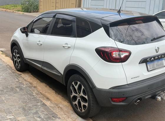 RENAULT CAPTUR 1.6 16V SCE FLEX LIFE X-TRONIC