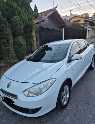 RENAULT FLUENCE 2.0 DYNAMIQUE 16V FLEX 4P AUTOMÁTICO