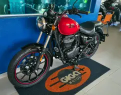 ROYAL ENFIELD METEOR 350 FIREBALL ROYAL ENFIELD METEOR 350 FIREBALL