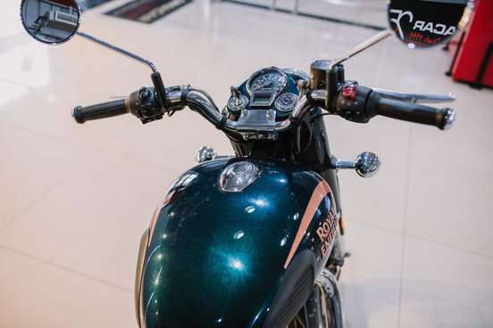 ROYAL ENFIELD-CLASSIC 350-2024