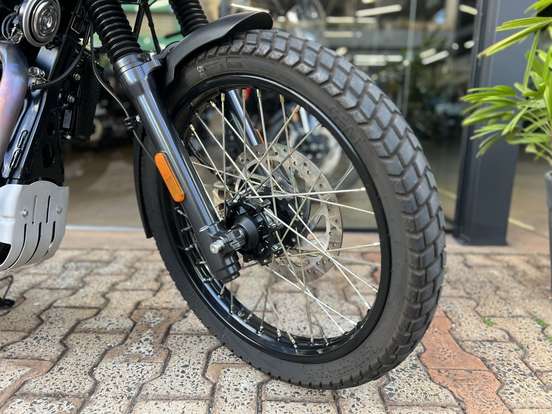 ROYAL ENFIELD-HIMALAYAN ROYAL ENFIELD-HIMALAYAN-2020