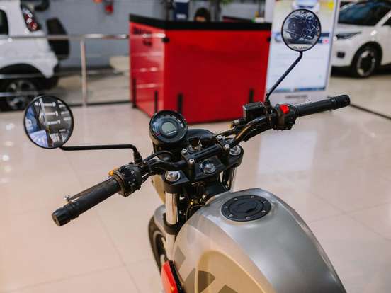 ROYAL ENFIELD-SCRAM 411 ROYAL ENFIELD-SCRAM 411-2023