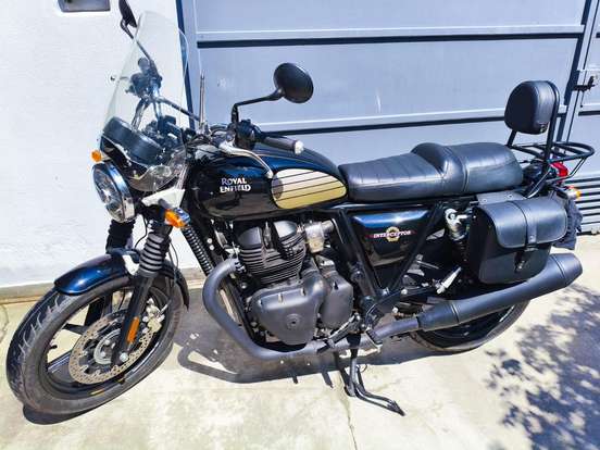 ROYAL ENFIELD-INTERCEPTOR-2025