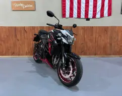 SUZUKI GSX-S750A SUZUKI GSX-S750A