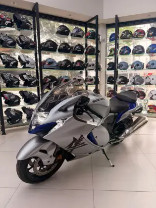 SUZUKI HAYABUSA GSX1300RRQ 