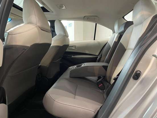 TOYOTA-COROLLA-2026