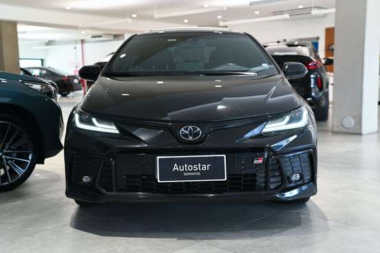 TOYOTA-COROLLA-2024