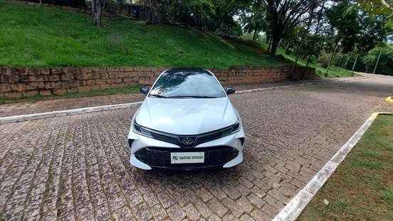 TOYOTA-COROLLA-2023