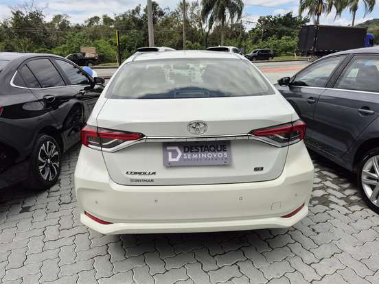 TOYOTA-COROLLA-2022