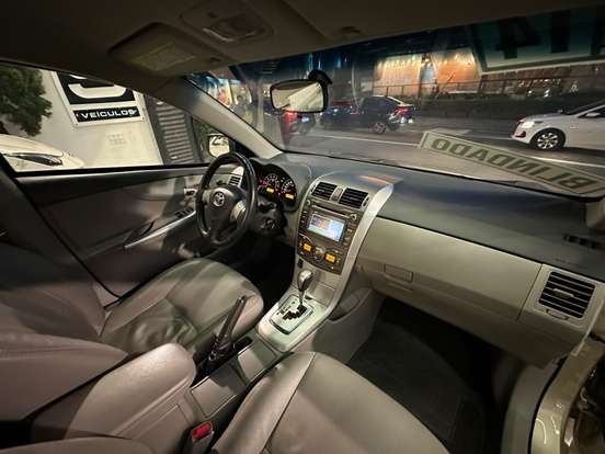 TOYOTA-COROLLA-2.0 XEI 16V FLEX 4P AUTOMÁTICO TOYOTA-COROLLA-2013