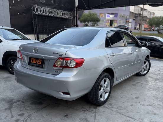 TOYOTA-COROLLA-2012