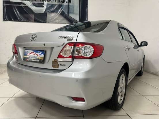 TOYOTA-COROLLA-2013
