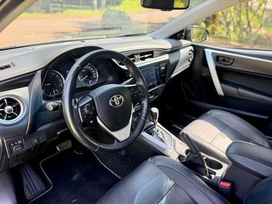 TOYOTA-COROLLA-2018