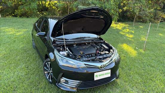 TOYOTA-COROLLA-2018