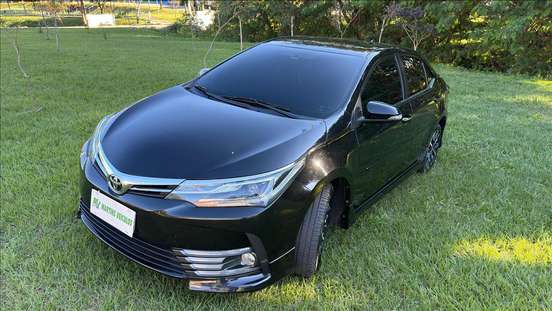 TOYOTA-COROLLA-2018