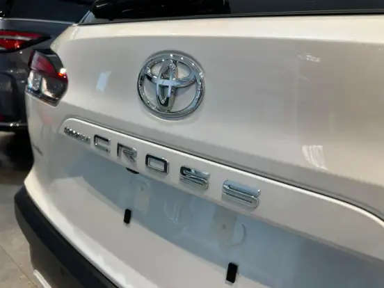 TOYOTA-COROLLA CROSS-2026