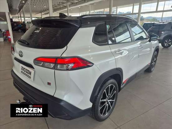 TOYOTA-COROLLA CROSS-2024