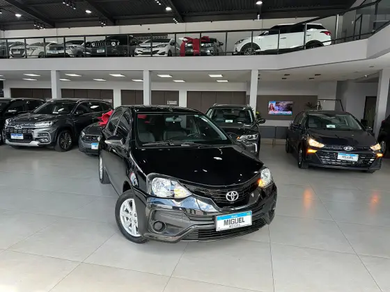 TOYOTA ETIOS 1.5 X PLUS 16V FLEX 4P AUTOMÁTICO