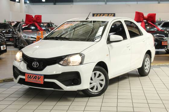 TOYOTA ETIOS 1.5 X SEDAN 16V FLEX 4P MANUAL