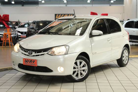TOYOTA ETIOS 1.5 XLS 16V FLEX 4P AUTOMÁTICO
