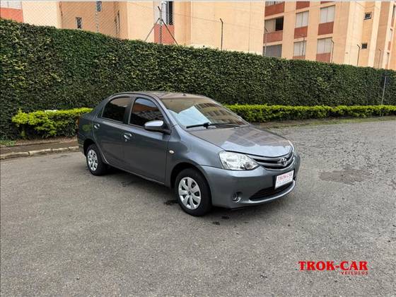 TOYOTA ETIOS 1.5 XS SEDAN 16V FLEX 4P MANUAL
