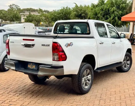 TOYOTA-HILUX-2.8 D-4D TURBO DIESEL CD POWER PACK 4X4 MANUAL TOYOTA-HILUX-2021
