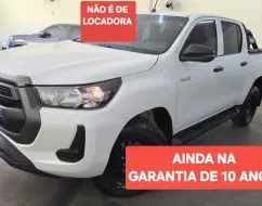 TOYOTA HILUX 2.8 D-4D TURBO DIESEL CD POWER PACK 4X4 MANUAL TOYOTA HILUX 2.8 D-4D TURBO DIESEL CD POWER PACK 4X4 MANUAL