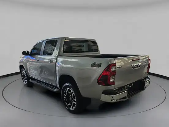 TOYOTA-HILUX-2026