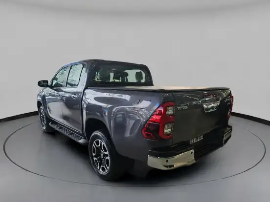 TOYOTA-HILUX-2.8 D-4D TURBO DIESEL CD SRX 4X4 AUTOMÁTICO TOYOTA-HILUX-2026