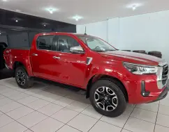 TOYOTA HILUX 2.8 D-4D TURBO DIESEL CD SRX 4X4 AUTOMÁTICO TOYOTA HILUX 2.8 D-4D TURBO DIESEL CD SRX 4X4 AUTOMÁTICO